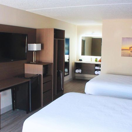 Angel Inn Near Imax, A Travelodge By Wyndham Branson Extérieur photo